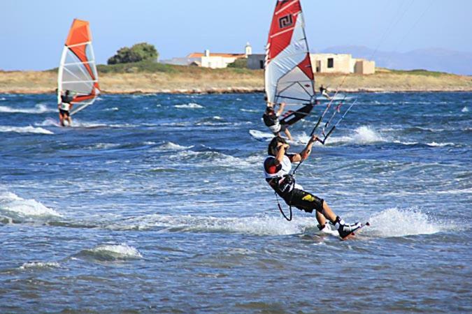Windsurfing Seaside Apartment Artemida Zewnętrze zdjęcie